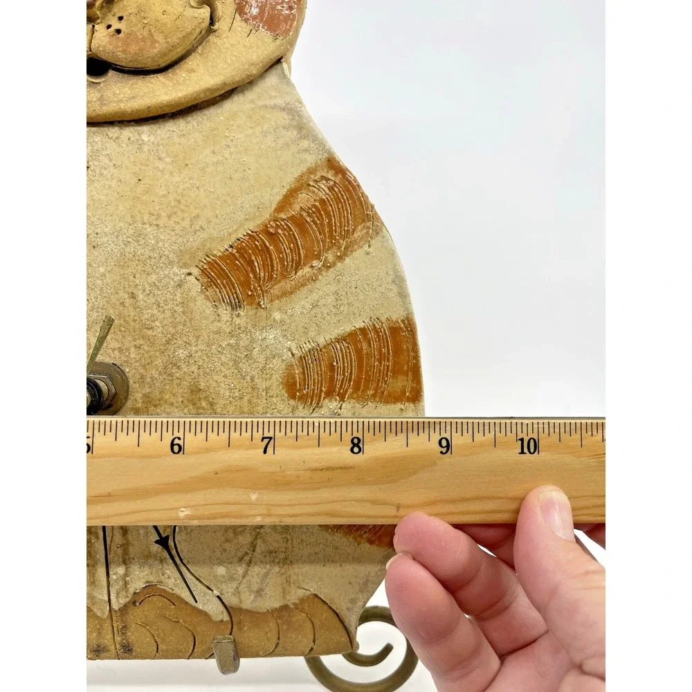 VTG Handmade Pottery Folk Art Tabby Cat Kitten Primitive Clock Rare